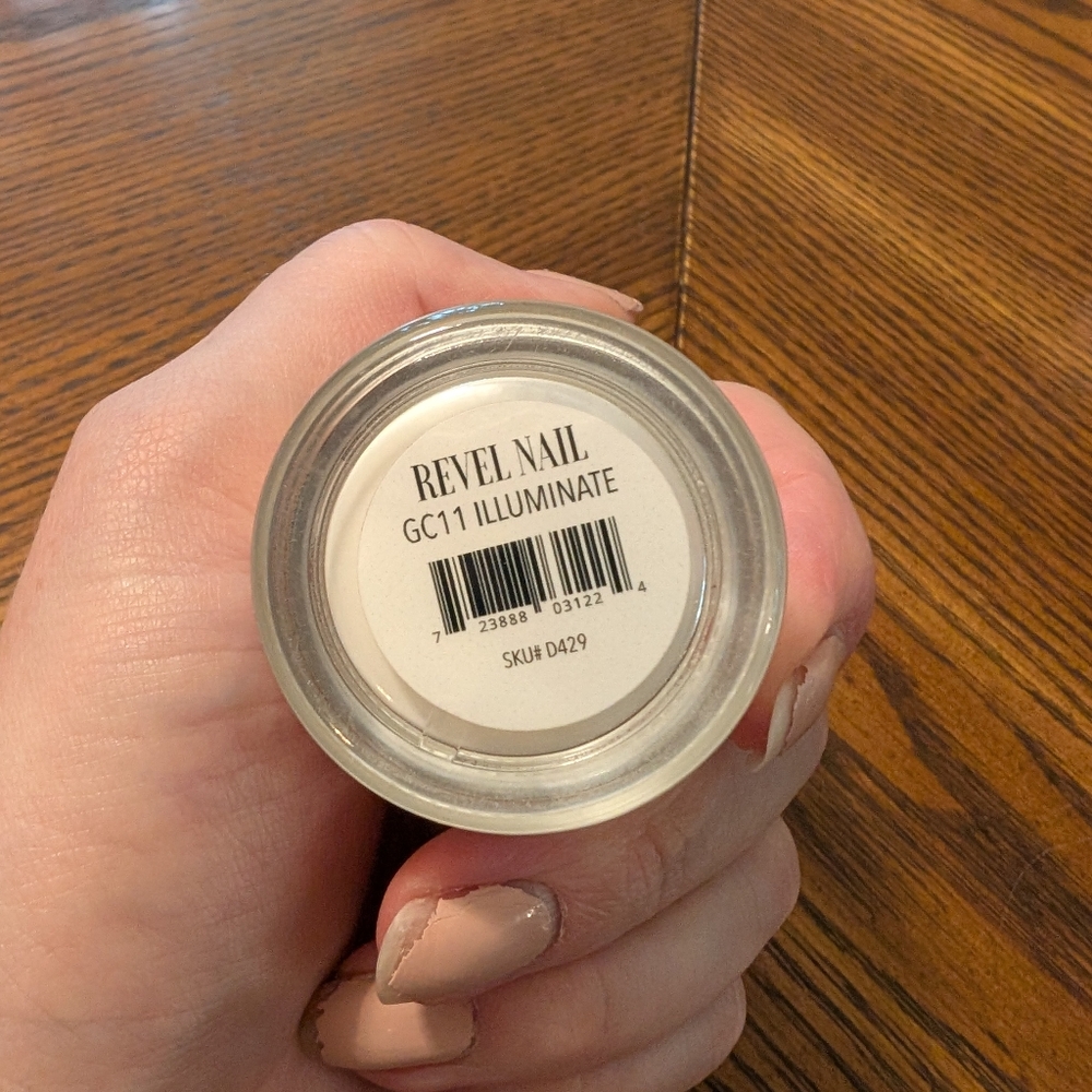 Glow Nail Dip - Picture 2 of 3